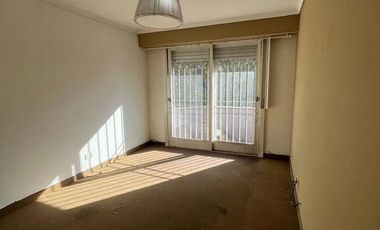 Casa en alquiler en Lomas de Zamora sin expensas