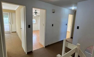 Casa en alquiler en Lomas de Zamora sin expensas