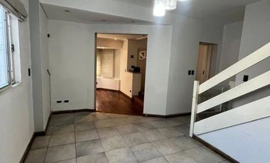 Casa en alquiler en Lomas de Zamora sin expensas