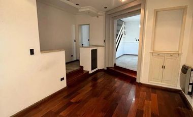 Casa en alquiler en Lomas de Zamora sin expensas