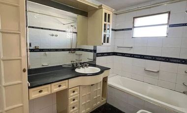 Casa en alquiler en Lomas de Zamora sin expensas