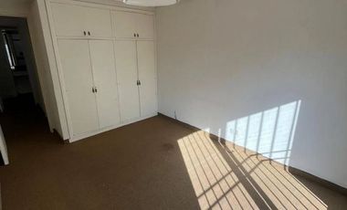 Casa en alquiler en Lomas de Zamora sin expensas