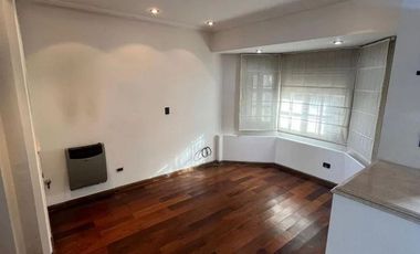 Casa en alquiler en Lomas de Zamora sin expensas