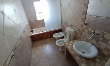 ALQUILER DEPARTAMENTO 4 AMBIENTES LUIS GUILLON