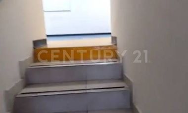 VENTA DE OFICINA EN LA COL.VALLE DEL NOGALAR EN VENTA EN SAN NICOLAS DE LOS G.