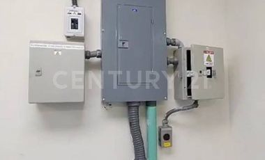 VENTA DE OFICINA EN LA COL.VALLE DEL NOGALAR EN VENTA EN SAN NICOLAS DE LOS G.