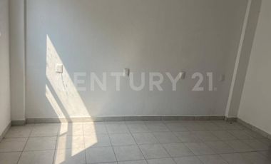 Edificio Comercial en Venta sobre Av. Universidad, SJR | (Oficinas/Consultorios)