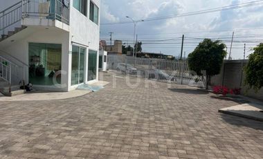 Edificio Comercial en Venta sobre Av. Universidad, SJR | (Oficinas/Consultorios)