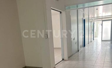 Edificio Comercial en Venta sobre Av. Universidad, SJR | (Oficinas/Consultorios)