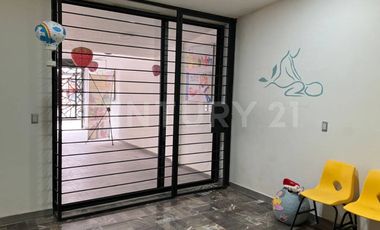 OFICINA EN RENTA EN PUEBLA, COL BUGAMBILIAS CON SERVICIOS INCLUIDOS