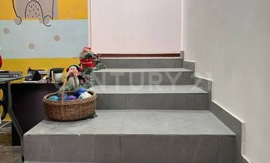 OFICINA EN RENTA EN PUEBLA, COL BUGAMBILIAS CON SERVICIOS INCLUIDOS