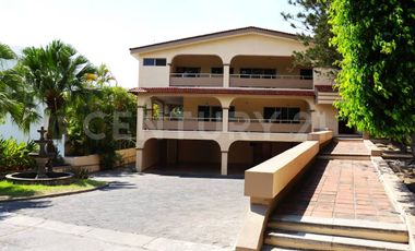 Renta Residencia en Colima