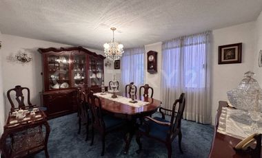 Casa amplia para actualizar con ubicación privilegiada en San Jerónimo Lídice