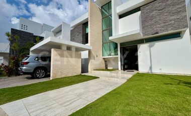 Casa en Venta en Residencial Cumbres - Cancún