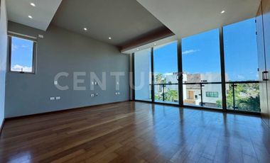 Casa en Venta Canales Puerto Cancún - Muelle privado