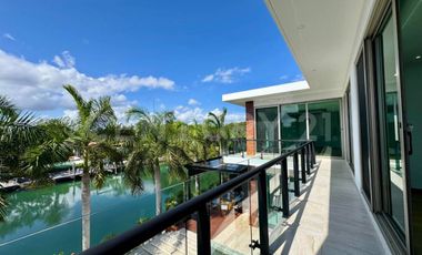 Casa en Venta Canales Puerto Cancún - Muelle privado
