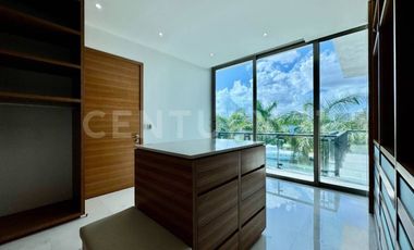 Casa en Venta Canales Puerto Cancún - Muelle privado