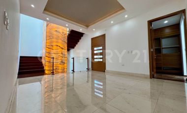 Casa en Venta Canales Puerto Cancún - Muelle privado