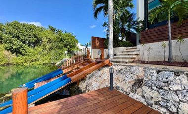 Casa en Venta Canales Puerto Cancún - Muelle privado