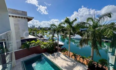 Casa en Venta Canales Puerto Cancún - Muelle privado