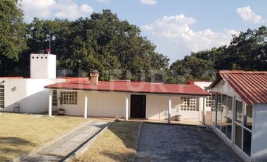 Venta de casa en Puebla, Haras del Bosque de 1,090 m2 de Terreno UN PISO.