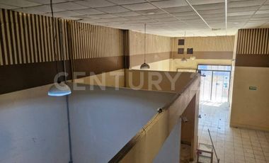 RENTA DE BODEGA EN PUEBLA CON LOCAL COMERCIAL.