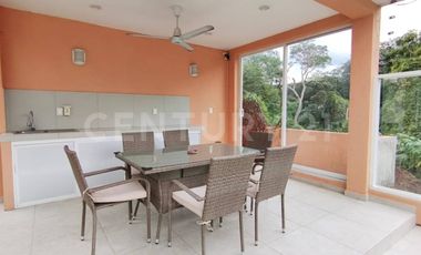 CASA CON 2 ALBERCAS EN VENTA EN COMALA, COLIMA
