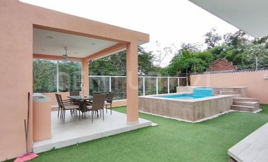 CASA CON 2 ALBERCAS EN VENTA EN COMALA, COLIMA