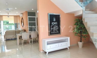 CASA CON 2 ALBERCAS EN VENTA EN COMALA, COLIMA