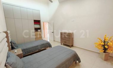 CASA CON 2 ALBERCAS EN VENTA EN COMALA, COLIMA