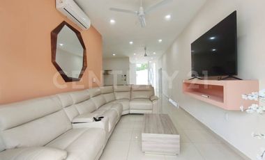 CASA CON 2 ALBERCAS EN VENTA EN COMALA, COLIMA