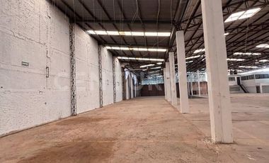 BODEGA EN RENTA-PUEBLA, AV PRINCIPAL FORJADORES.