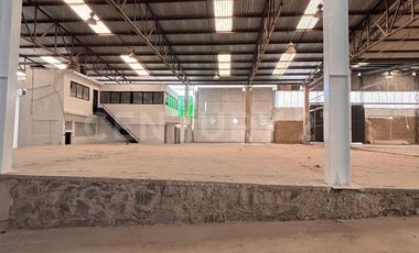 BODEGA EN RENTA-PUEBLA, AV PRINCIPAL FORJADORES.