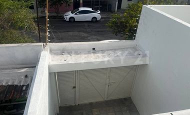 Casa en RENTA de dos plantas en Col. Niños Héroes