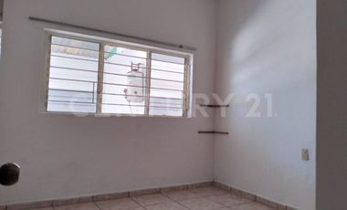 Casa en renta en Av. Insurgentes, Colima, Colima