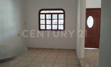 Casa en renta en Av. Insurgentes, Colima, Colima