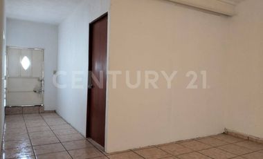 Casa en renta en Av. Insurgentes, Colima, Colima