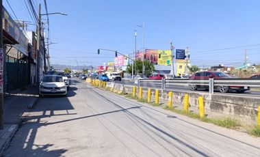 Casa en Renta o para Oficinas Sobre avenida en Manzanillo Barrio #5