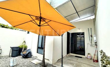 Casa en Renta o para Oficinas Sobre avenida en Manzanillo Barrio #5