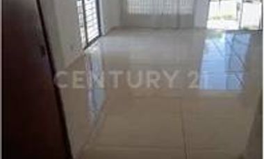 Casa En Venta En Parques del Castillo