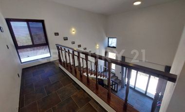 Casa de Campo con Alberca en Fraccionamiento Buenos Aires