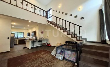 Casa de Campo con Alberca en Fraccionamiento Buenos Aires