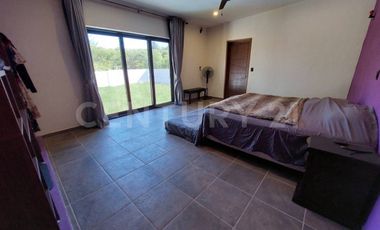 Casa de Campo con Alberca en Fraccionamiento Buenos Aires