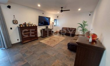 Casa de Campo con Alberca en Fraccionamiento Buenos Aires