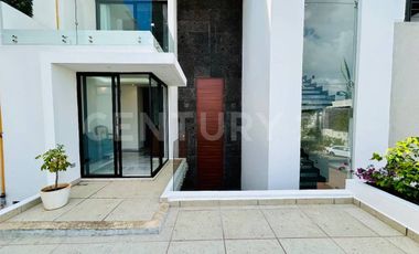 Casa en Venta Residencial Rio - Huayacán Av 135