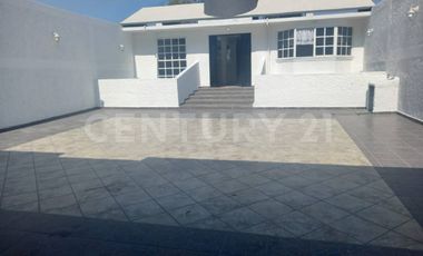 Se Renta Casa en Bosques de lago