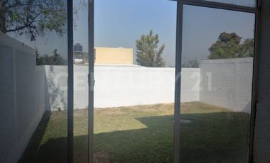 Se Renta Casa en Bosques de lago