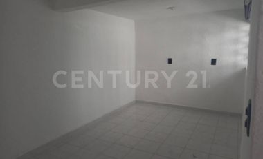 Se Renta Casa en Bosques de lago