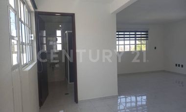 Se Renta Casa en Bosques de lago