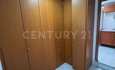 Consultorio con Baño en Renta en La Floresta, SJR, Querétaro.